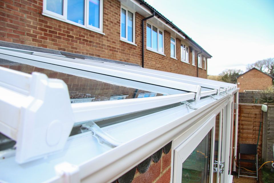 Clean white guttering